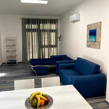 Acquazzurra * بورتوفيرّايو